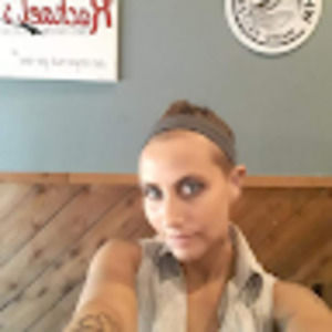 Meet your Posher, Jacqueline